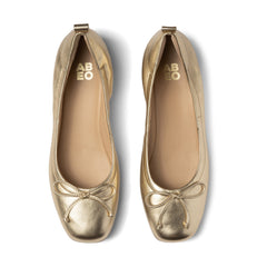 Cadence Bow - Light Gold Leather