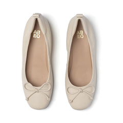 Cadence Bow Metatarsal - Off White Leather