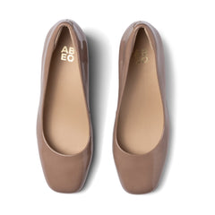 Avenue Pump - Tan Patent