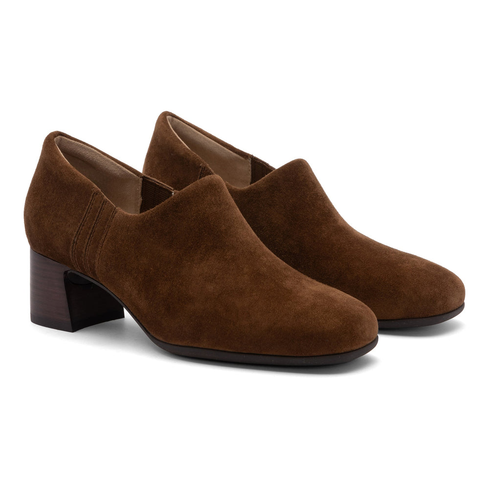 Avenue Slip On Metatarsal - Caramel Suede