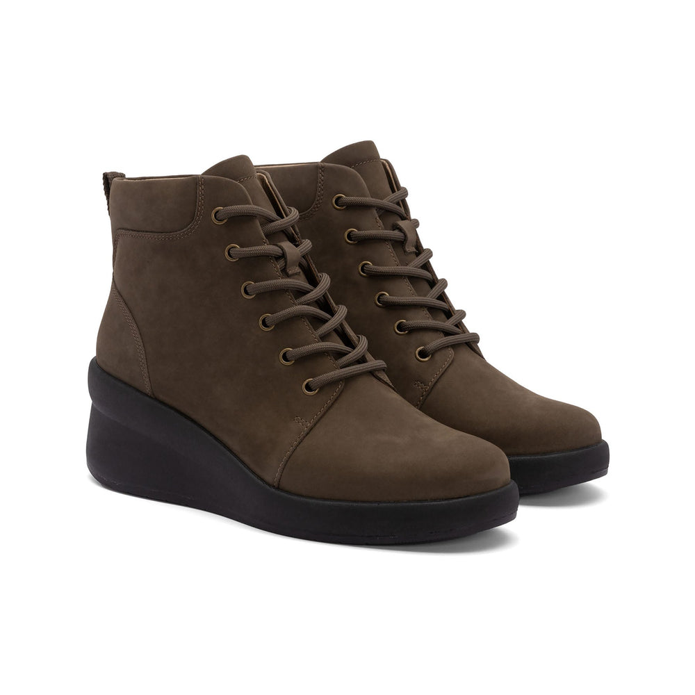 Passage Lace Up - Olive