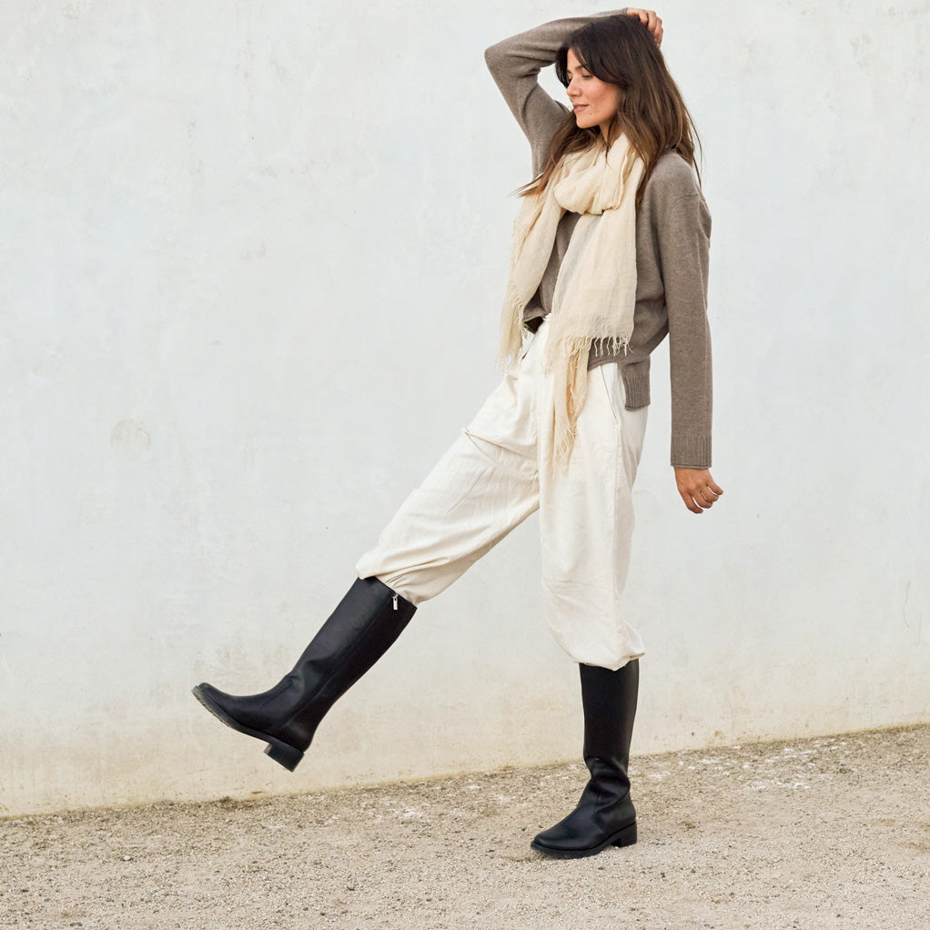 Traverse Tall - Black