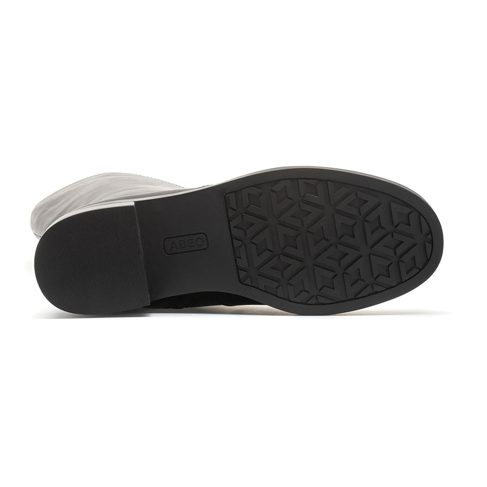 Traverse Tall - Black