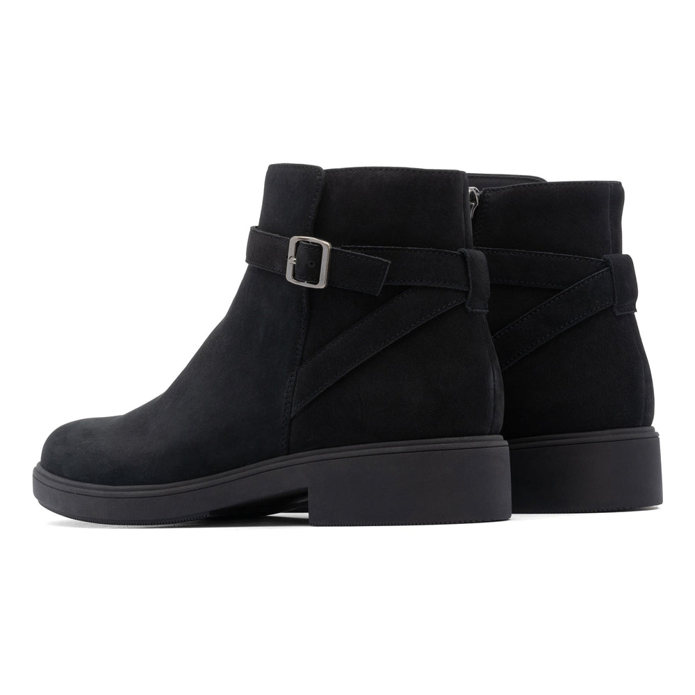 Compass Buckle - Black Nubuck