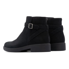 Compass Buckle - Black Nubuck