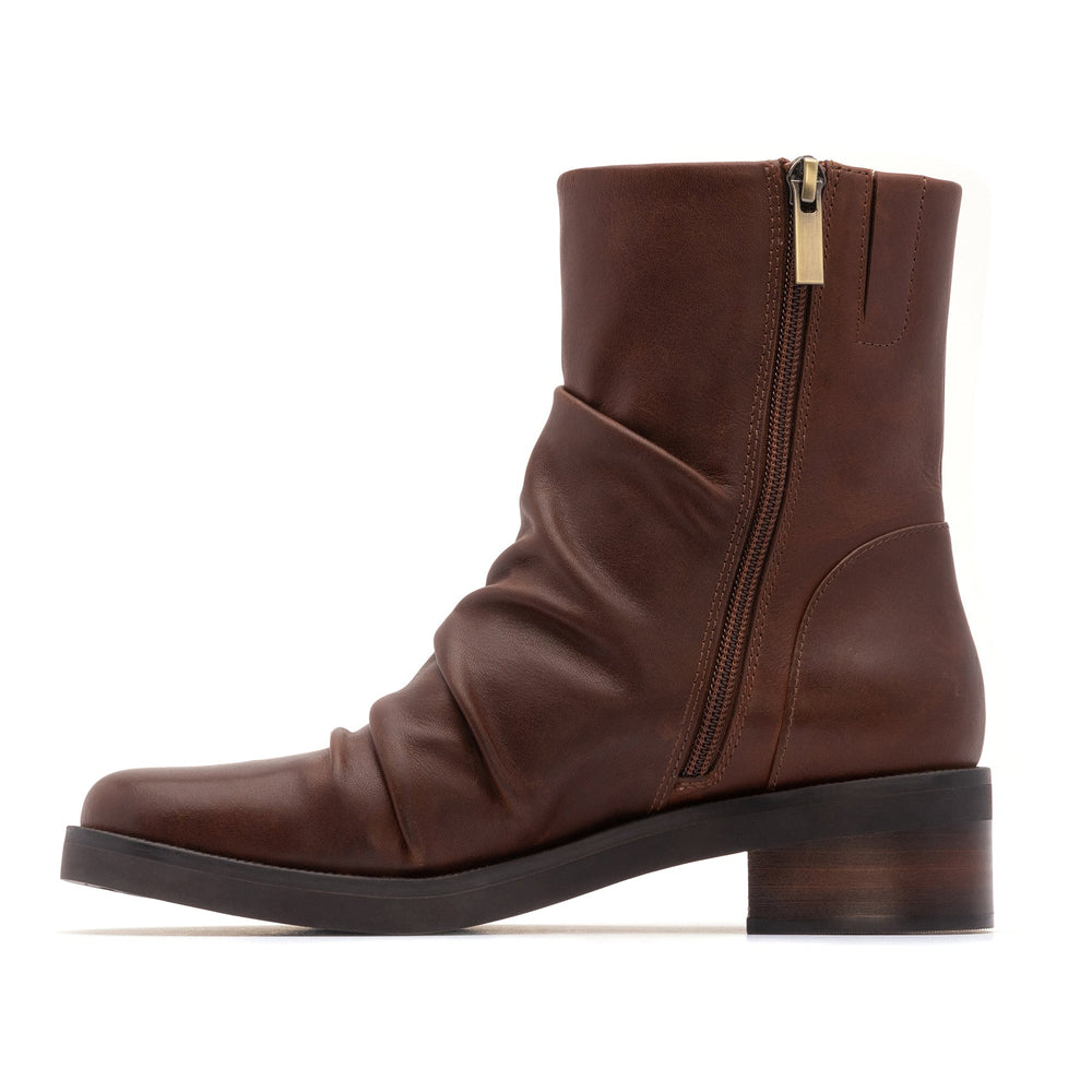 Traverse Scrunch - Brown