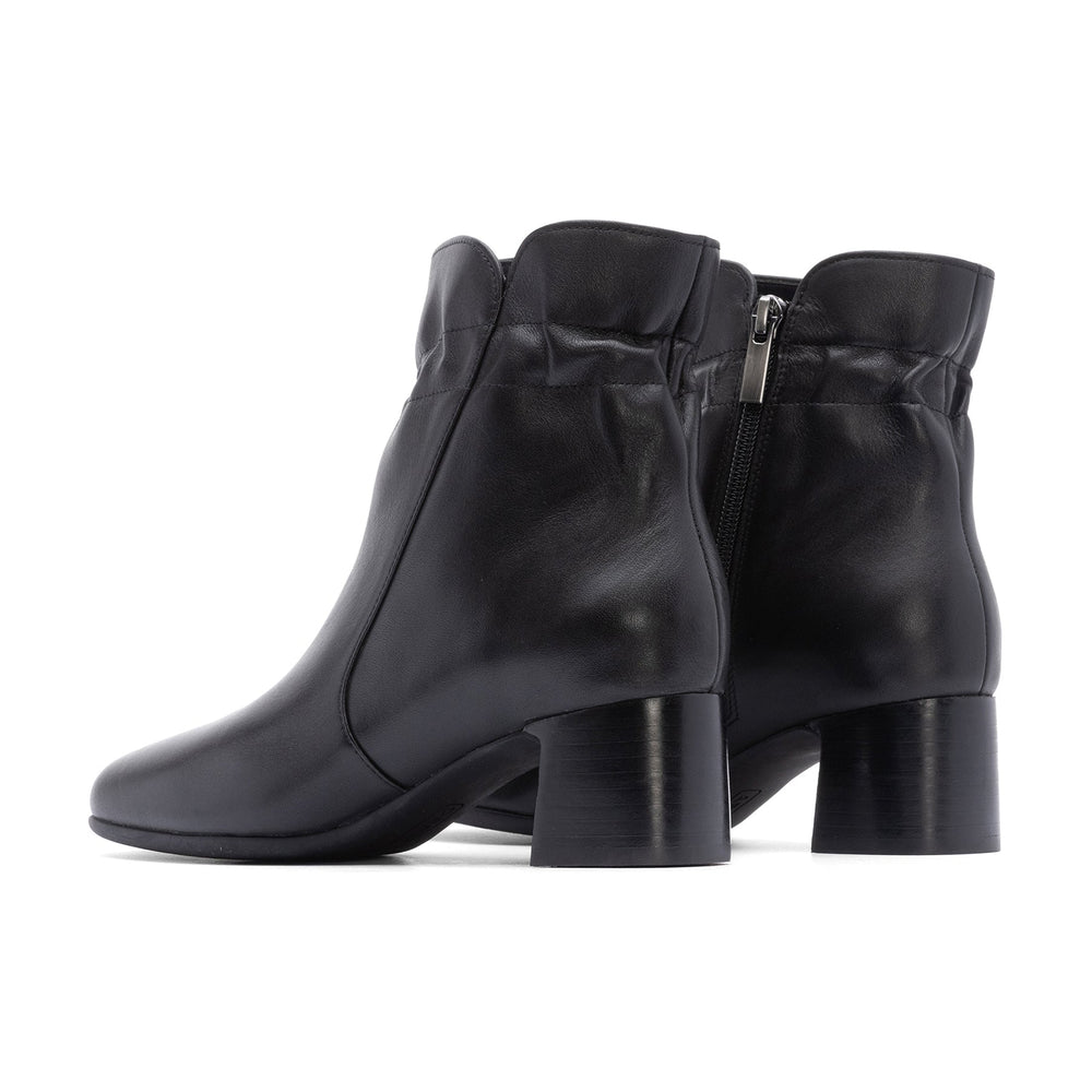 Avenue Mid - Black Nappa