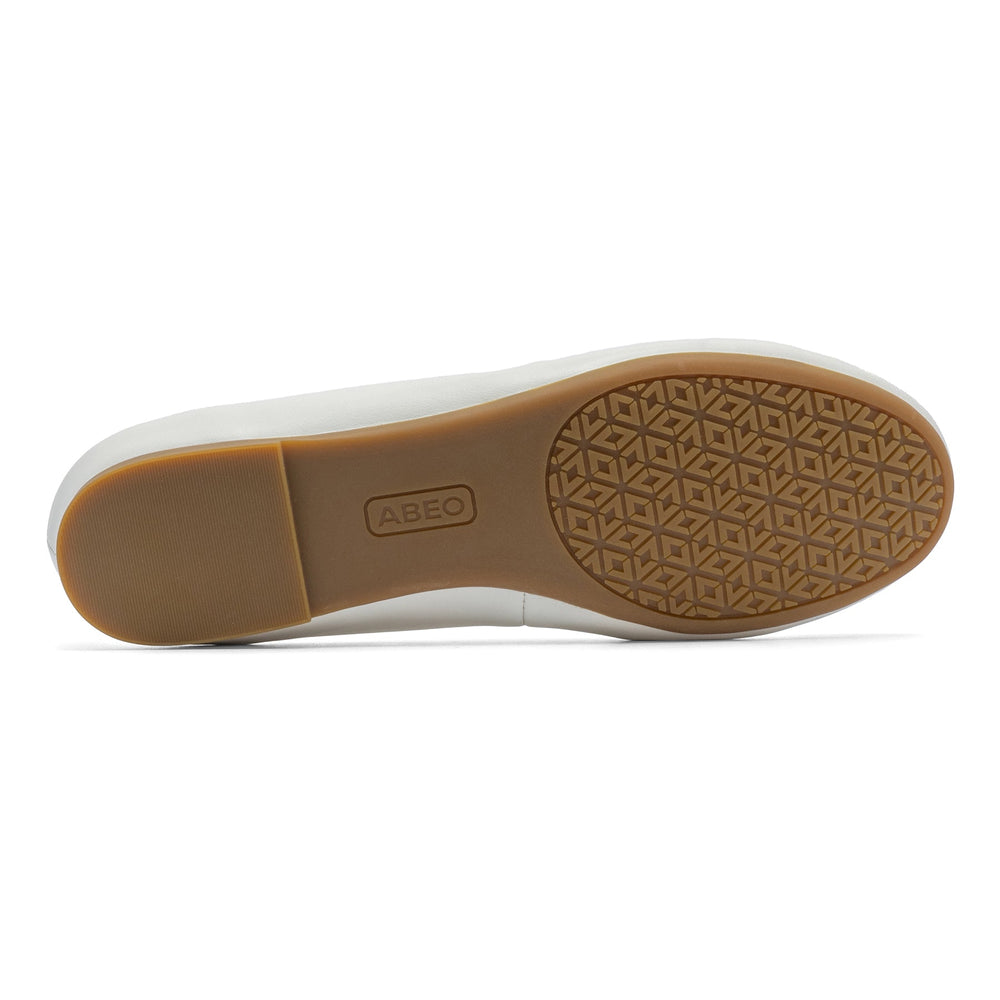 Promenade Flat Metatarsal - White