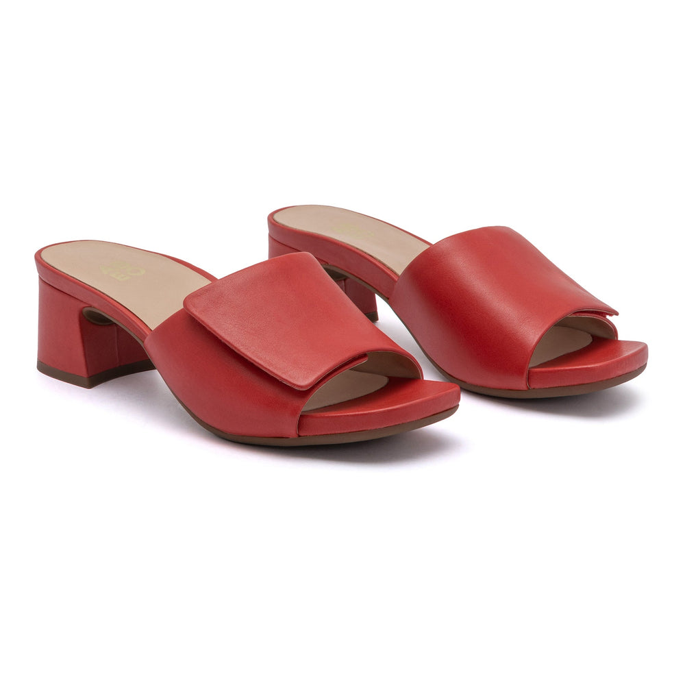 Avenue Slide - Red Leather