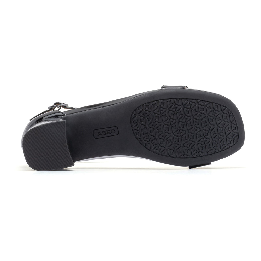 Avenue Strap Metatarsal - Black Patent