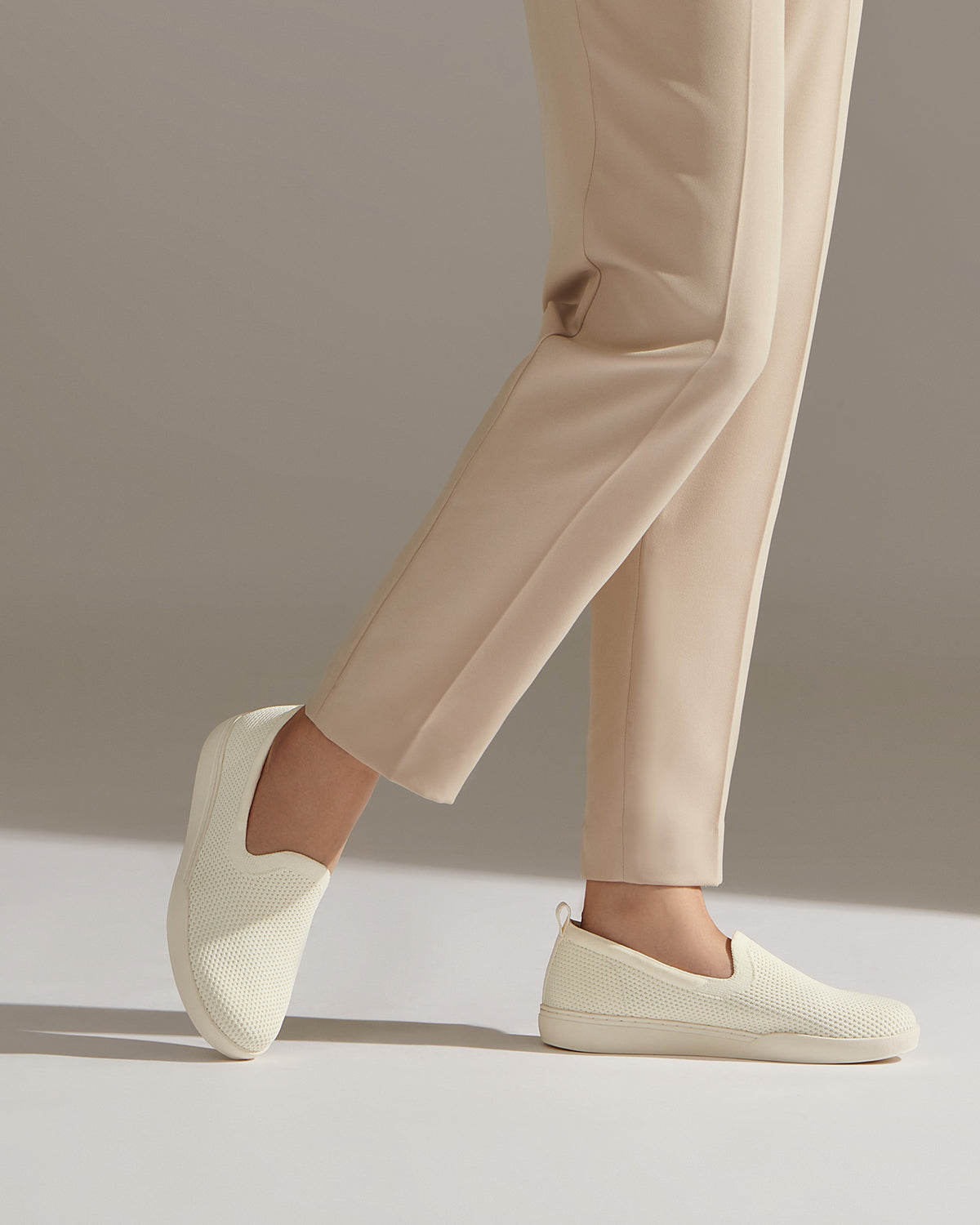 Encore Knit Slip On Metatarsal - Coconut