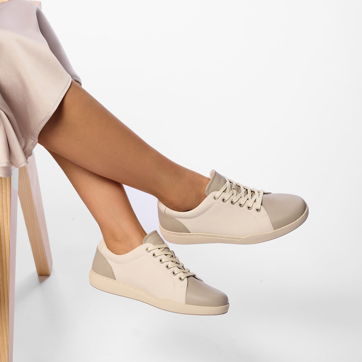 Encore Sneaker - Taupe Multi Leather