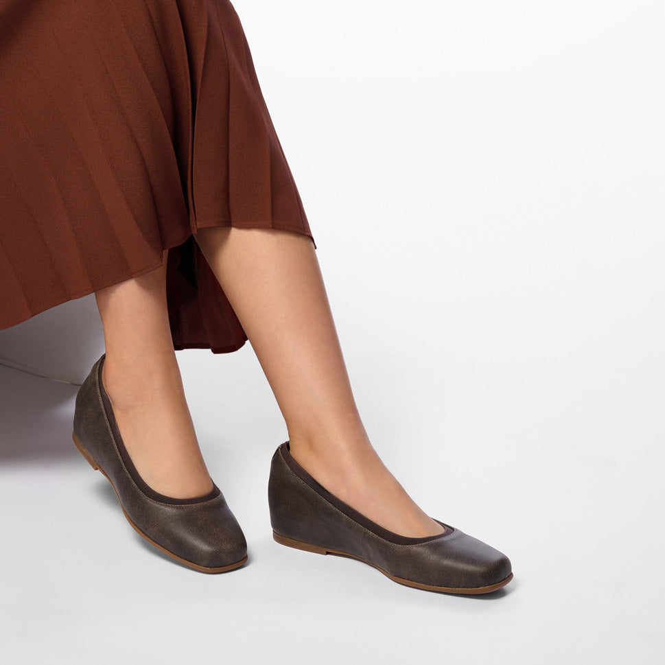 Cadence Ballet Metatarsal - Fossil
