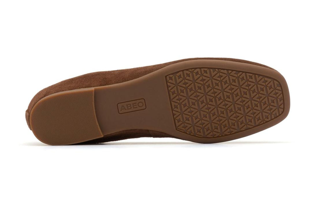 Cadence Bow Caramel Suede | Women ABEO Footwear Dress