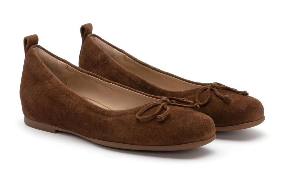 Cadence Bow Caramel Suede | Women ABEO Footwear Dress