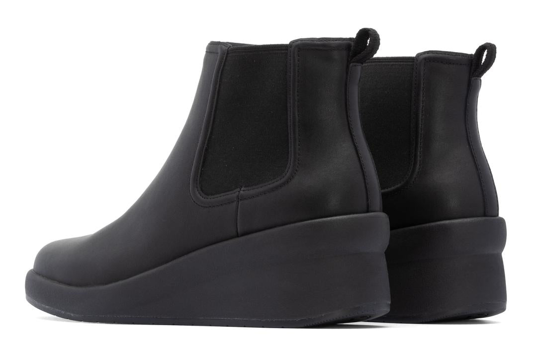 Passage Chelsea Black | Women ABEO Footwear Boots