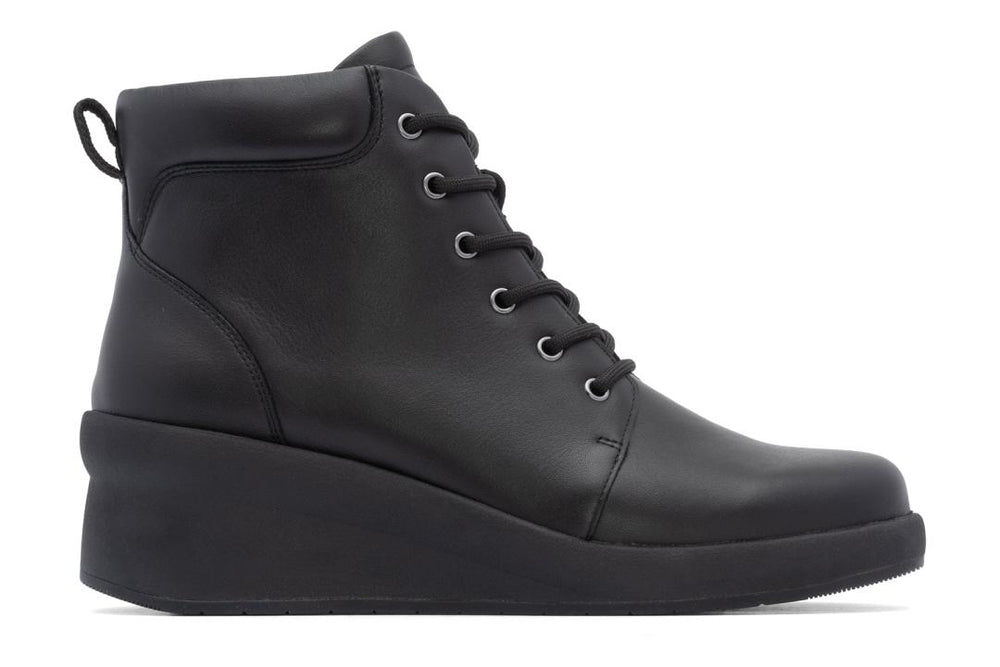Passage Lace Up Black | Women ABEO Footwear Boots