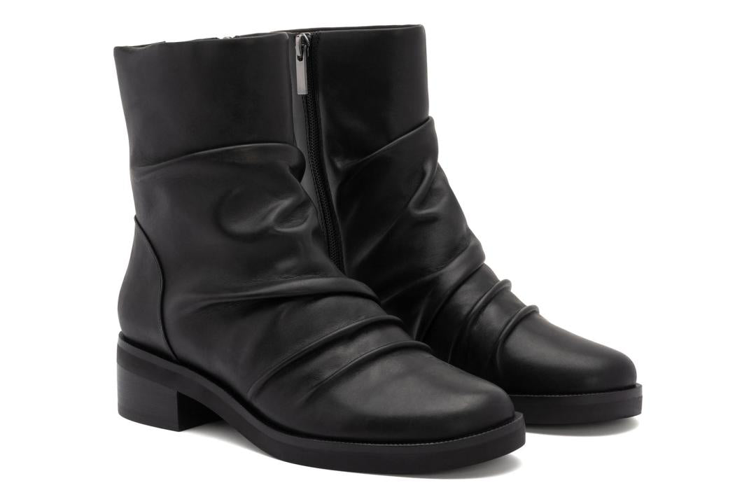 Traverse Scrunch Black | Women ABEO Footwear Boots