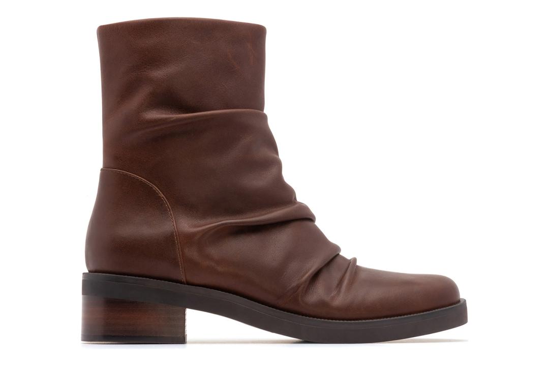 Traverse Scrunch Brown | Women ABEO Footwear Boots