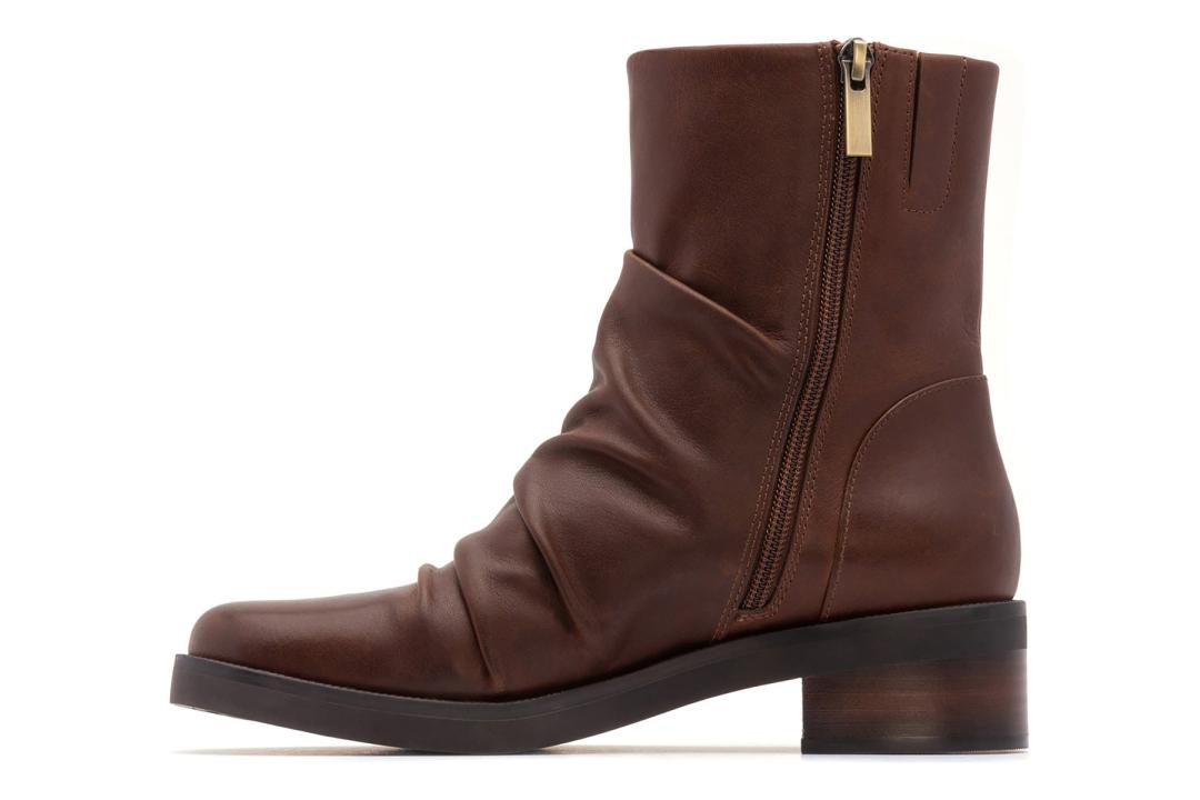 Traverse Scrunch Brown | Women ABEO Footwear Boots